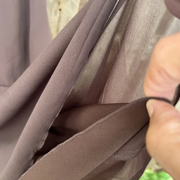 Max & Cleo brown sleeveless silk dress with ruffled bodice in Size 10, lined - Picture 10 of 11